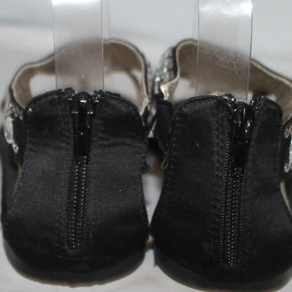 Gorgeous Rhinestone Crystal Flat Gladiator Sandals Sz 4 - Picture 4 of 7